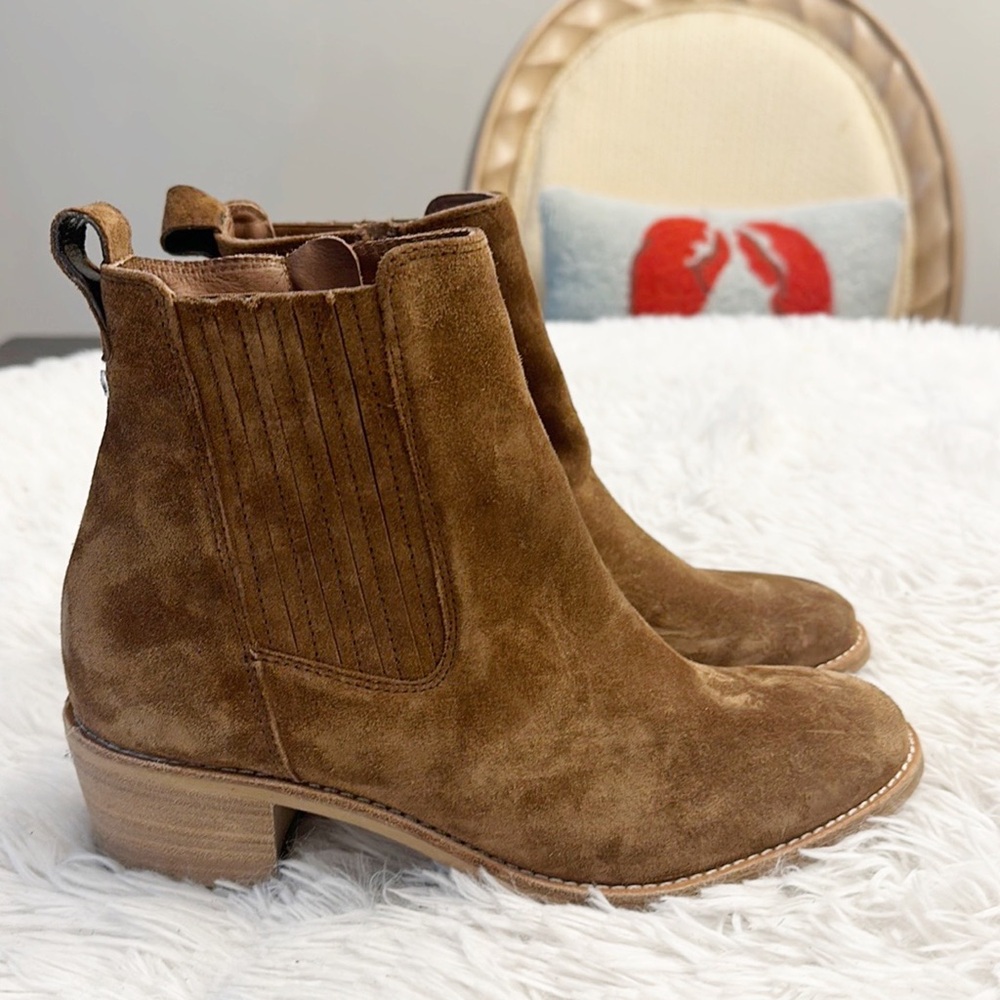NEW $595 Paul GreennTan brushed suede heel ankle bootie women size 6